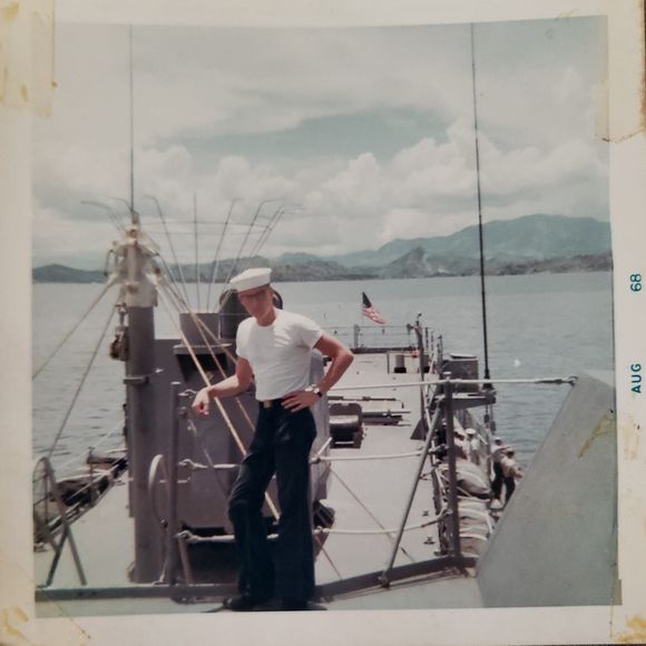 Meet your Posher, Jen - Picture 1 of 1